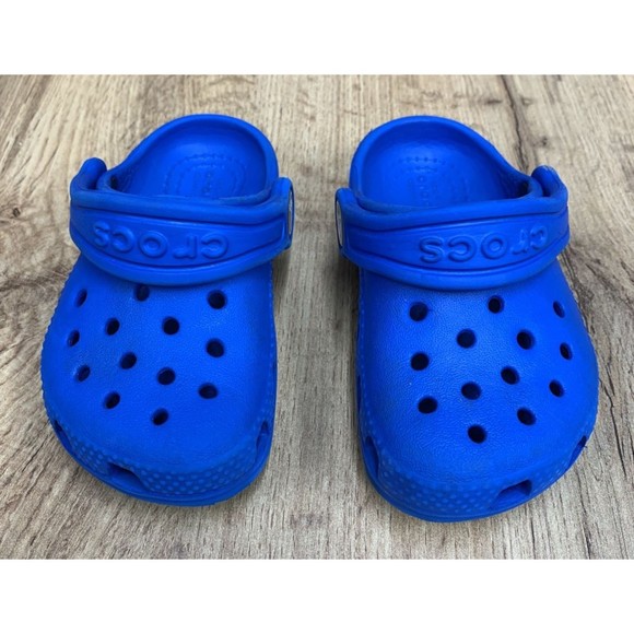 Crocs Kids Classic Clogs Blue Sz C 5 Slip-On Waterproof Shoes Slip On - Picture 4 of 15